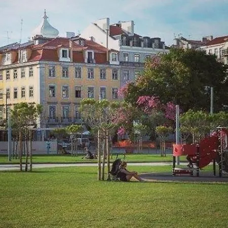 Premium In Lisbon's Downtown Lisboa